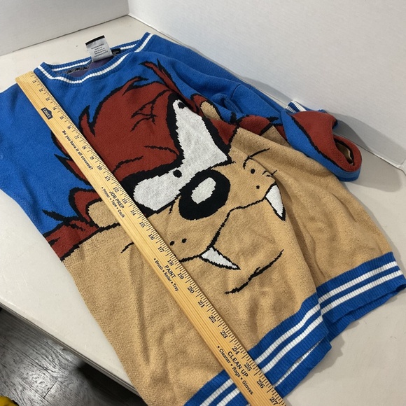 Forever 21 x WB Looney Tunes Blue Taz Pullover Sweater Size Small - Picture 2 of 9
